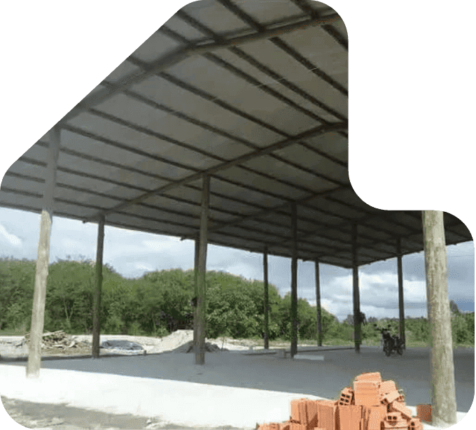 imagem galpão de madeira e telha galvanizada com eucalipto tratado eucatratus